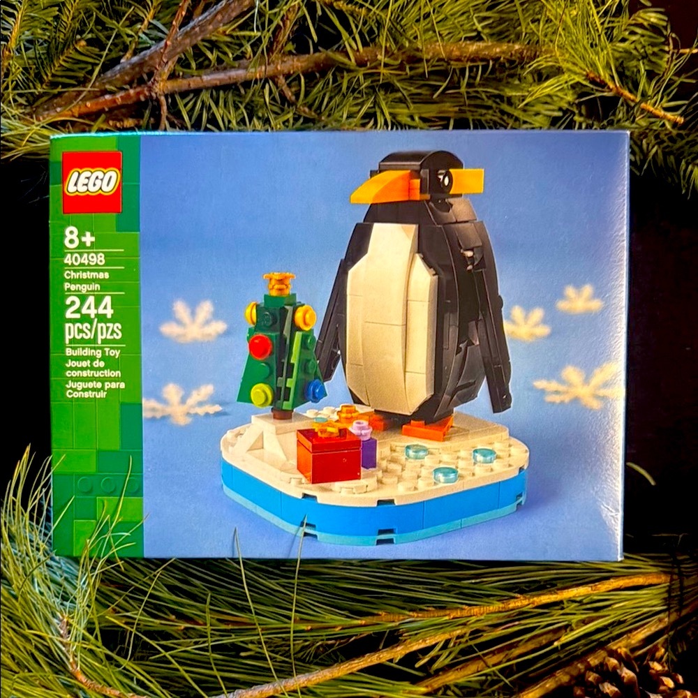 LEGO Christmas Penguin #40498